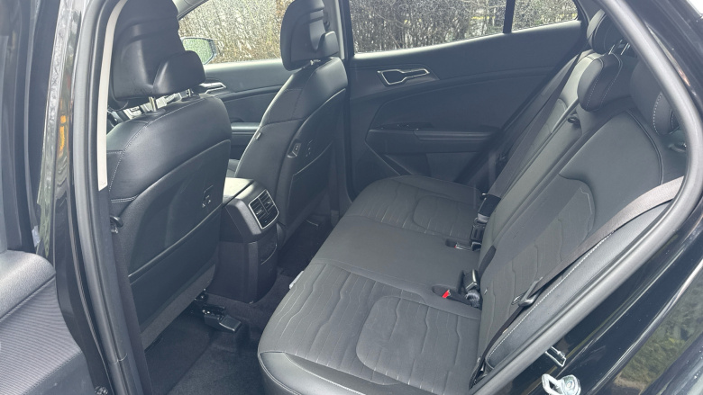 Kia Sportage 1.6T GDi 207 HEV 3 5dr Auto Hybrid Estate